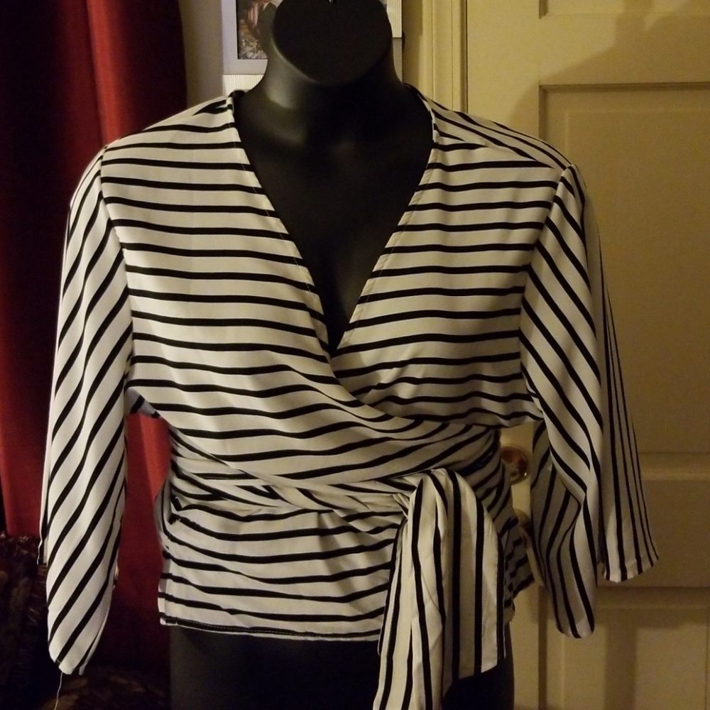 Wrap top